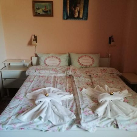 Ambrozia Spa And Relax Family House Bachkovo Exteriör bild